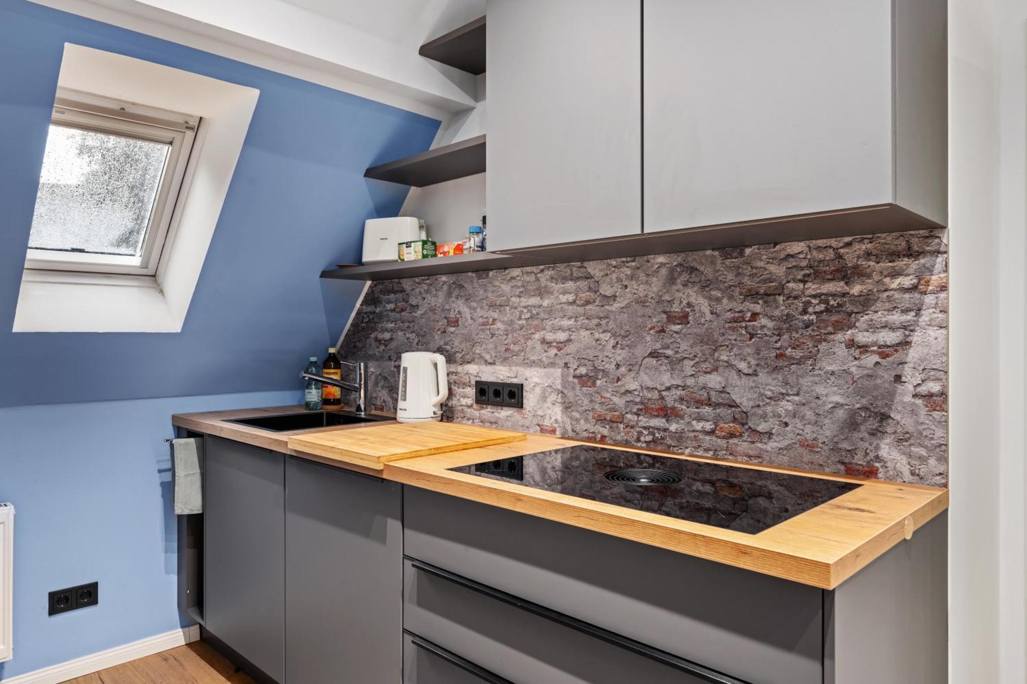 Edler Wohnraum Modernes Vorstadtstudio Mit Emma-Bett, Garten & Kaffeevollautomat Zwickau Exterior foto